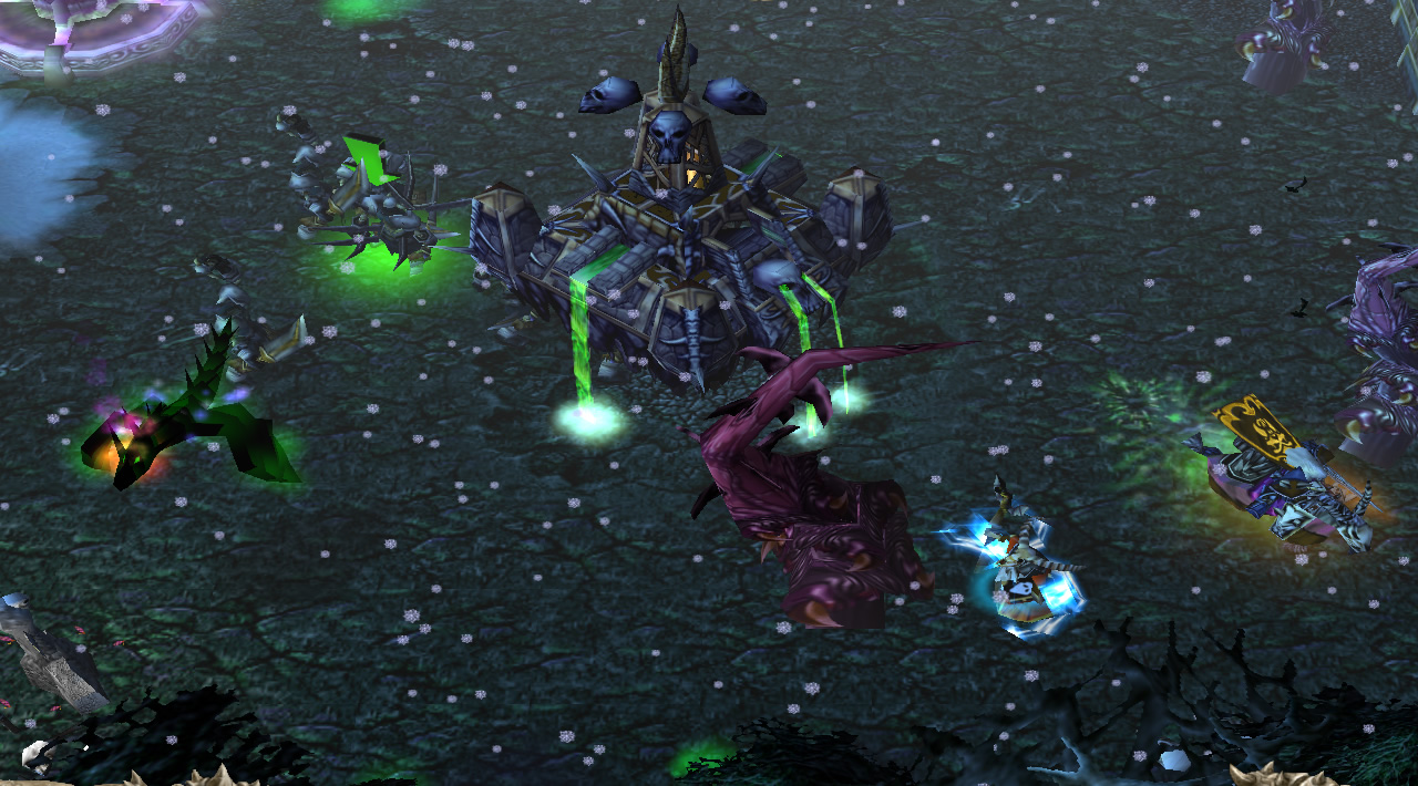 A base of the Bane has four hero units patrolling inside it